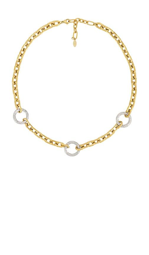 8 other reasons bound two choker in multi.