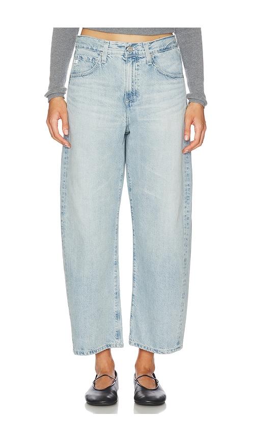 ag jeans hattie barrel crop in blue. - size 26 (also in 32, 33)