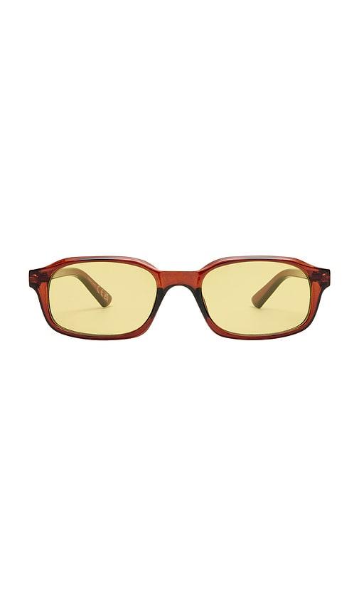 aire kinetic sunglass in brown.