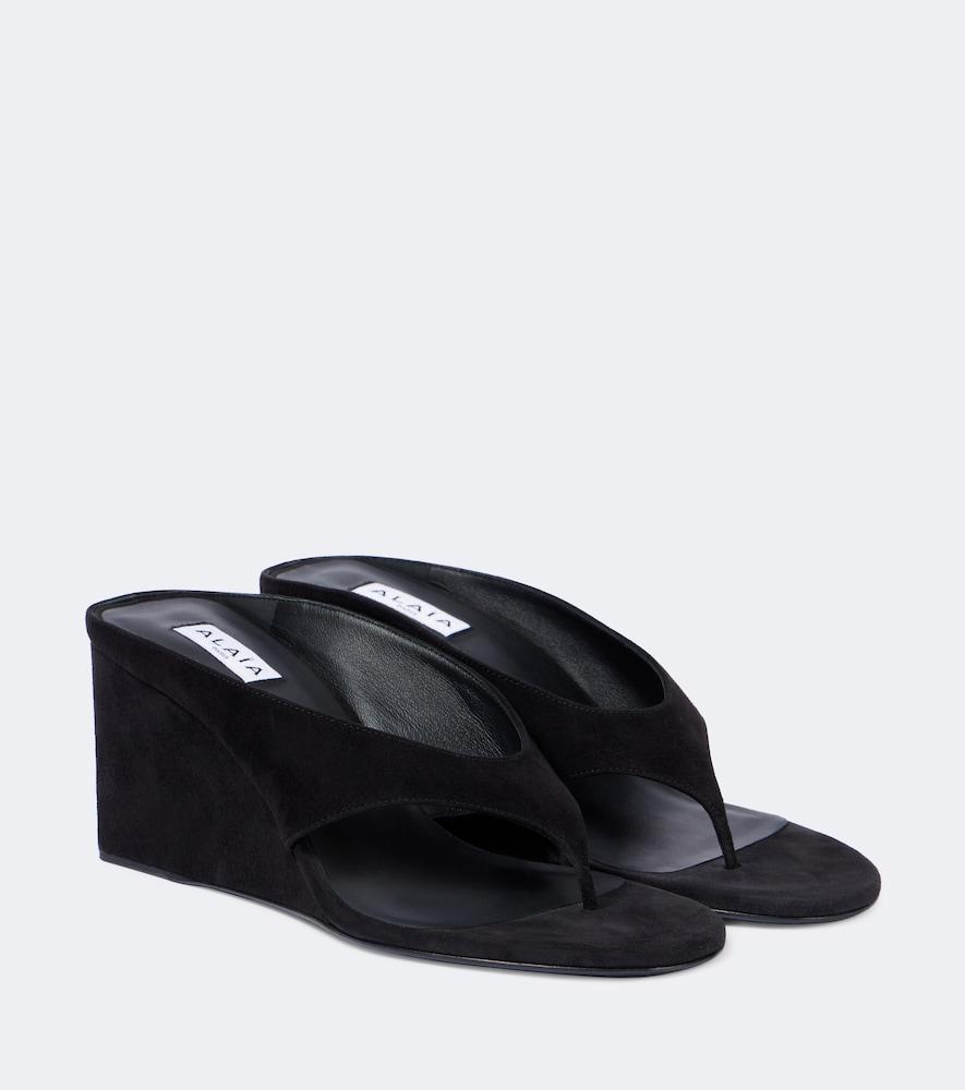alaïa cube 75 suede wedge thong sandals