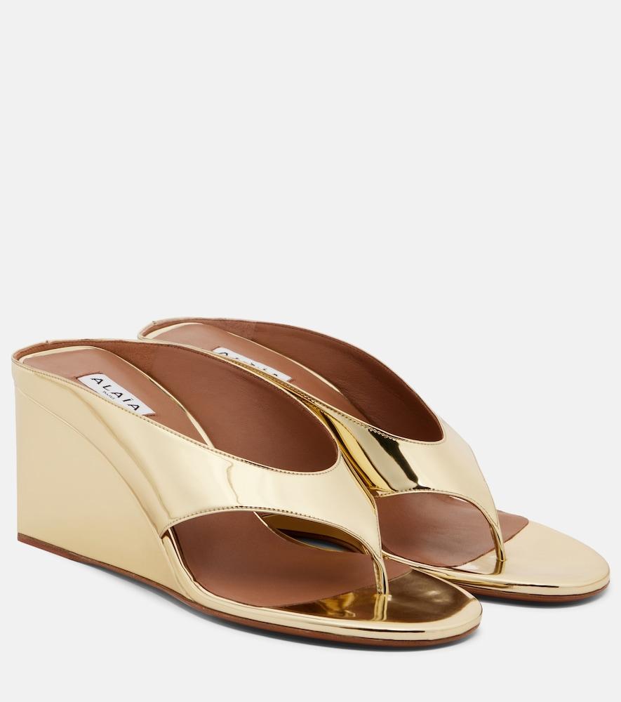 alaïa cube metallic wedge thong sandals