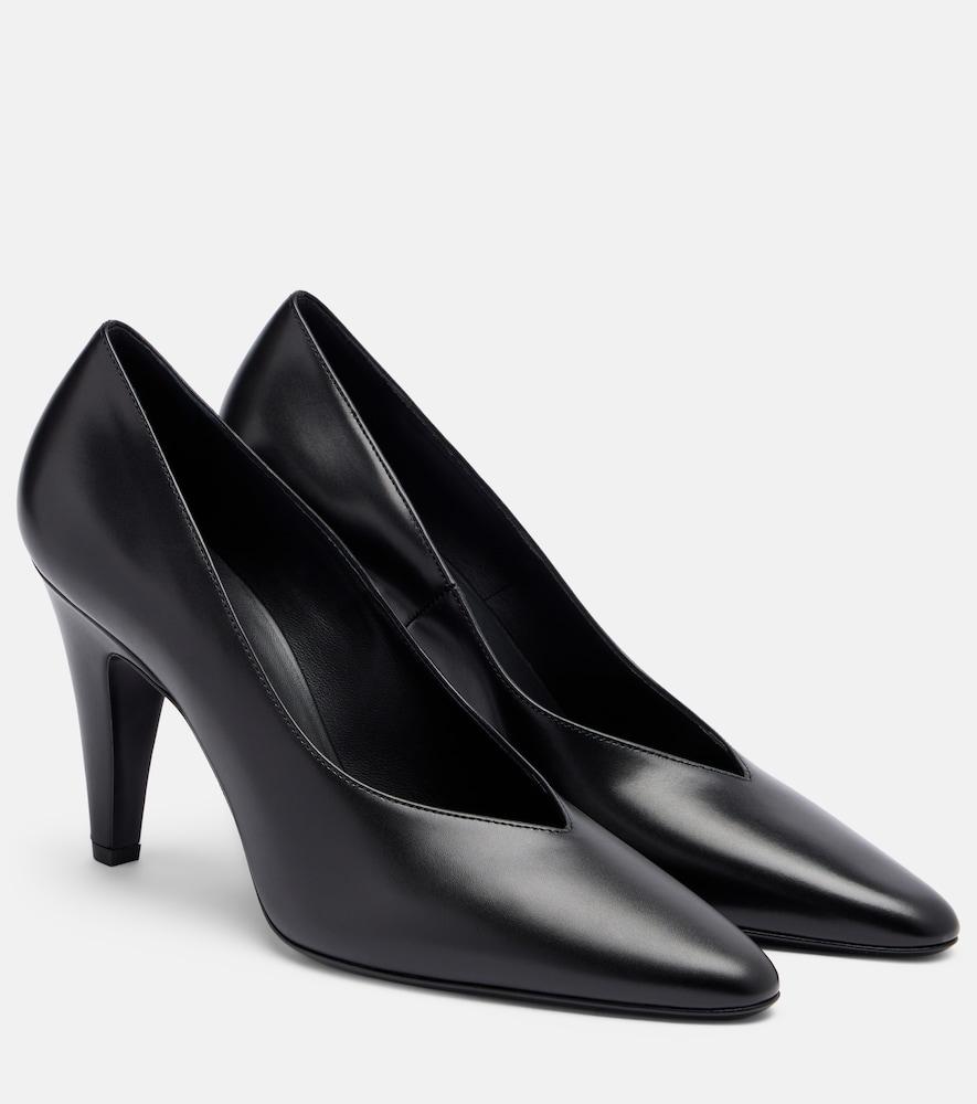 alaïa leather pumps
