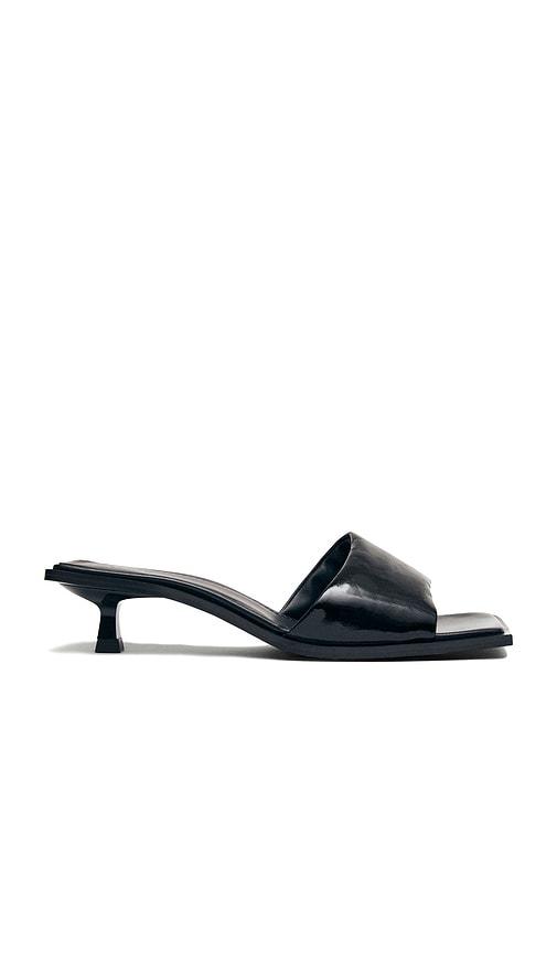 alohas kia sandal in black. - size 39 (also in 40)