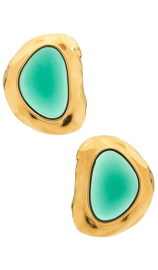 amber sceats beckett earrings in green.