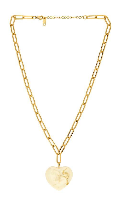 amber sceats nissi necklace in cream.