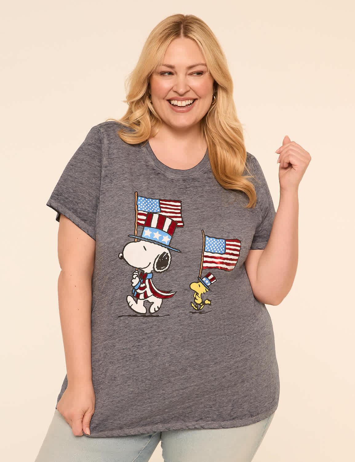 americana snoopy & woodstock graphic tee