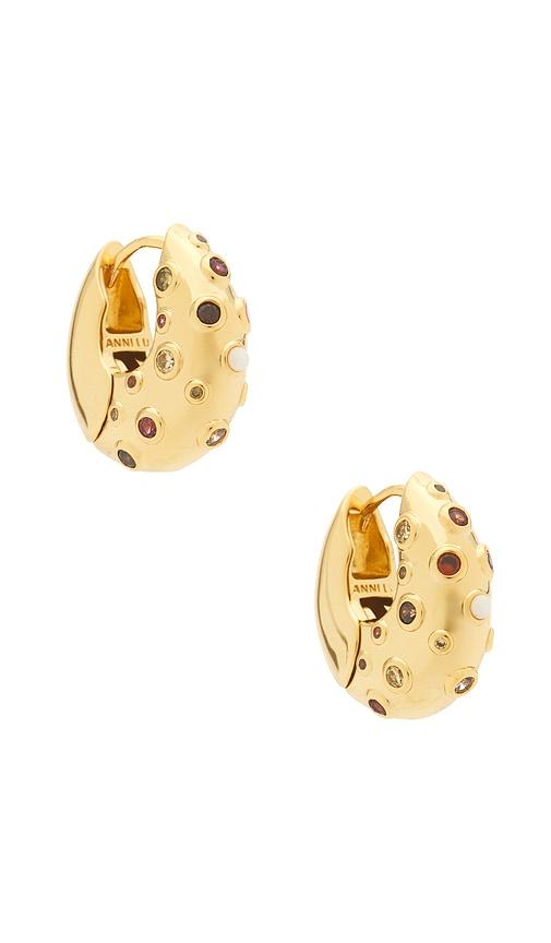 anni lu crystal bay hoop in metallic gold.