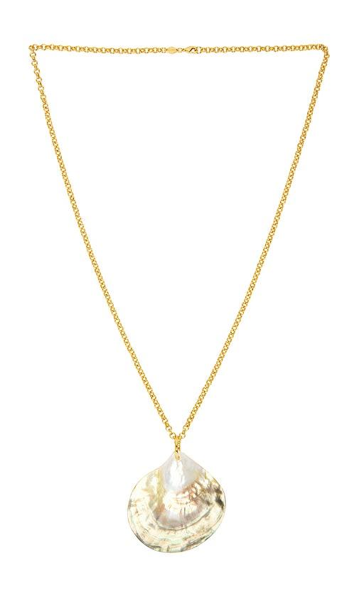 anni lu golden shell necklace in metallic gold.