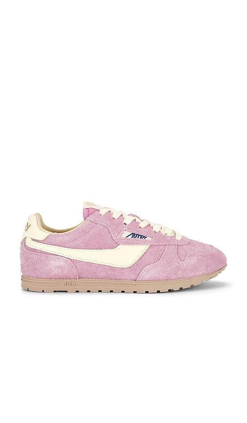 autry windspin low sneaker in rose pompadur & rutabaga in pink. - size 36 (also in 38)