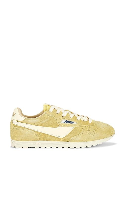 autry windspin low sneaker in yellow. - size 38 (also in 41)