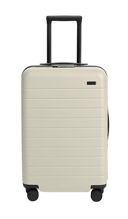 away bigger carry on flex in white.