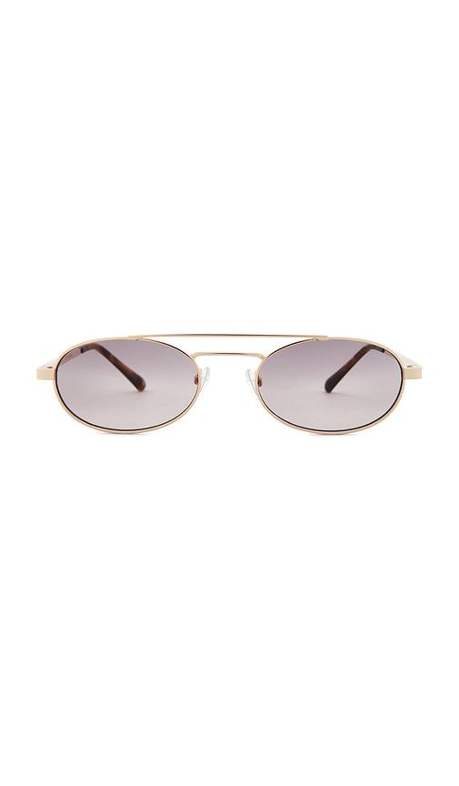 banbe the winnie sunglasses in black.