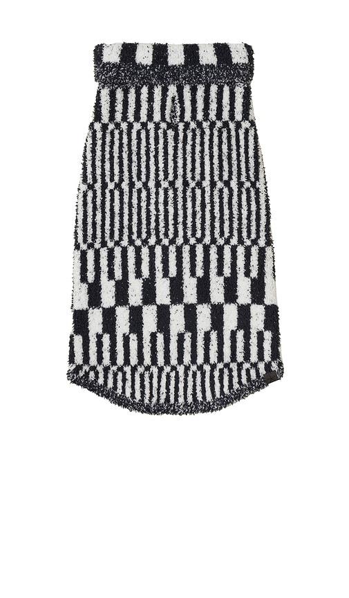barefoot dreams cozychic abstract check pet sweater in black,white. - size xl (also in xxl)