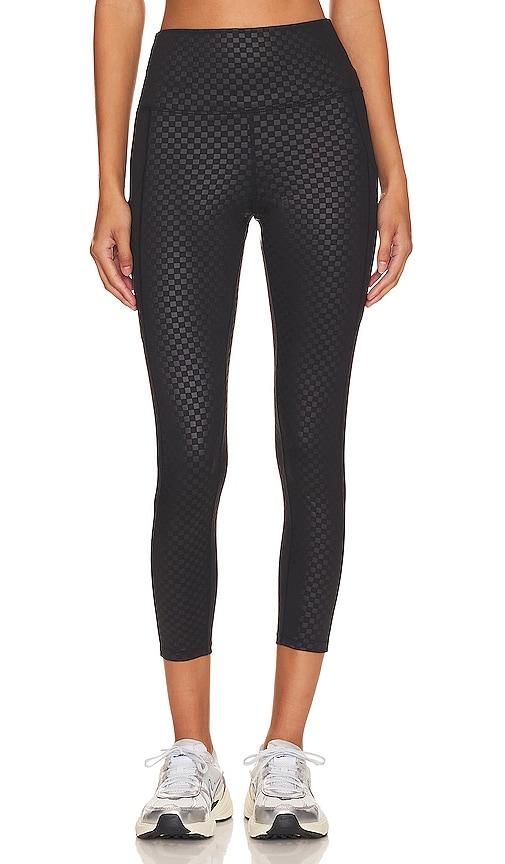 beach riot summer 7/8 pocket legging in black. - size l (also in s, xl)