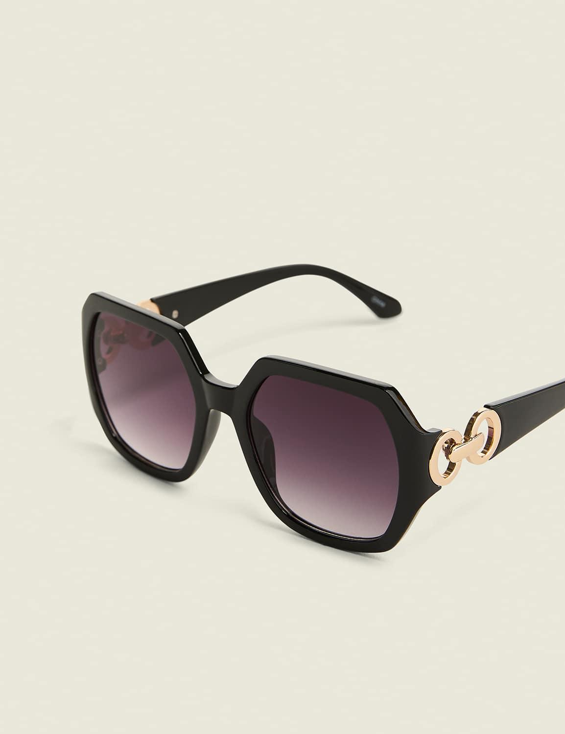 black side-detail square sunglasses