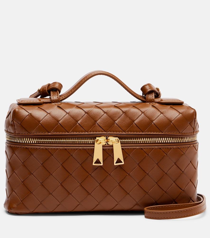 bottega veneta bang bang intrecciato leather vanity bag