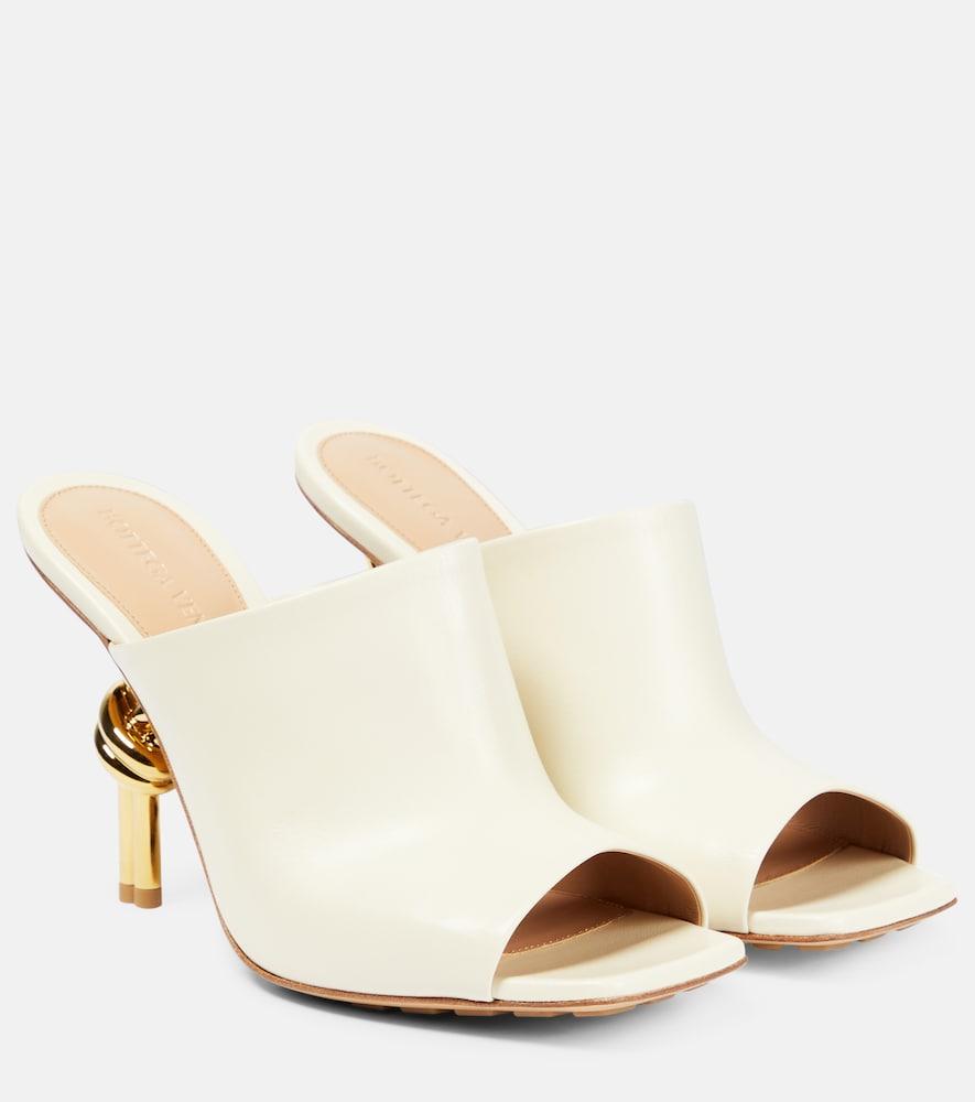 bottega veneta knot leather mules