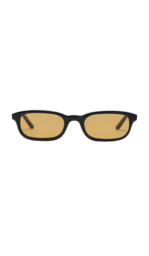 bru eyewear flossie sunglasses in black.