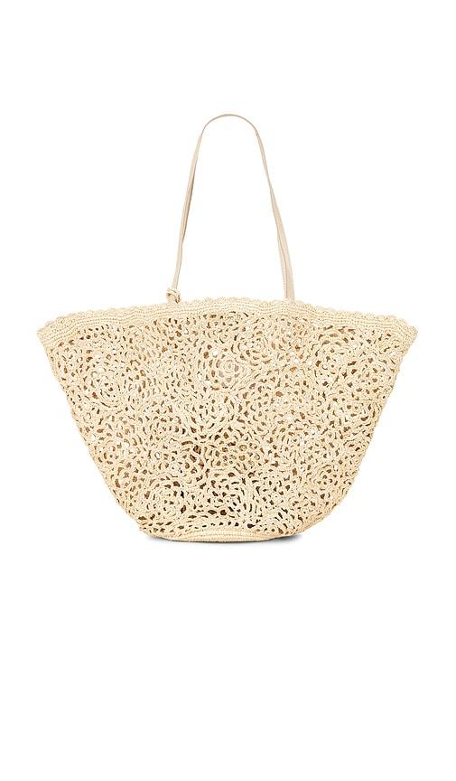 btb los angeles lacera tote in tan.
