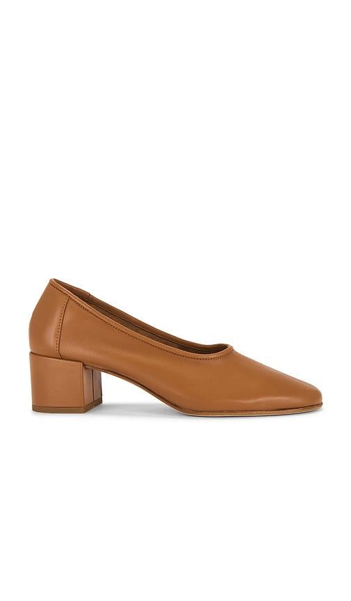 by far prudence 45 pump in tan. - size 37 (also in 38, 39)