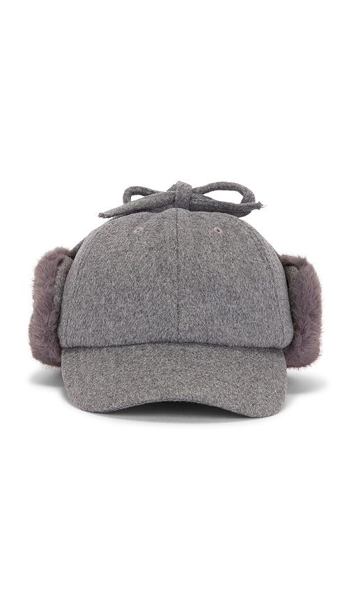 by malene birger tanna cap in grey.