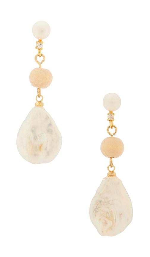 casa clara keani earrings in ivory.