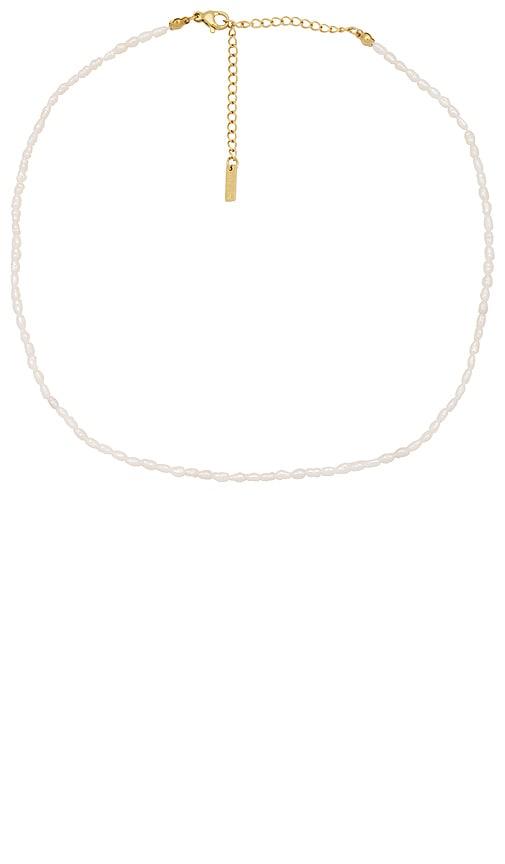 casa clara las olas necklace in white.