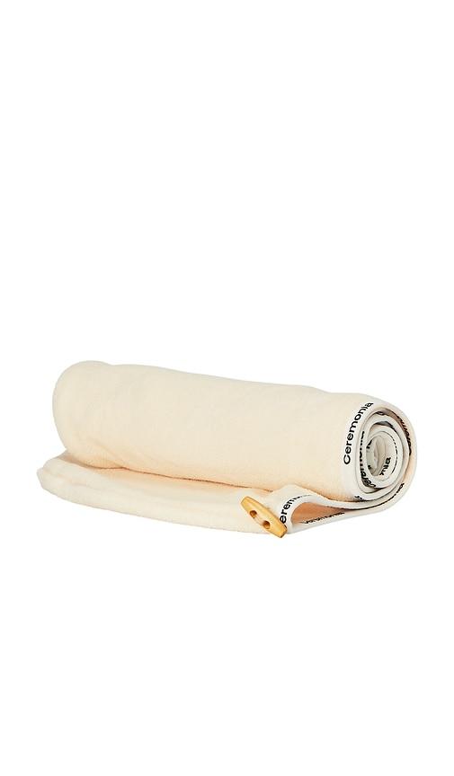 ceremonia microfiber hair towel in cream.