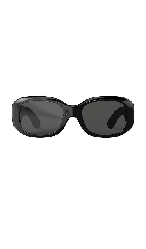 chimi halo sunglasses in black.