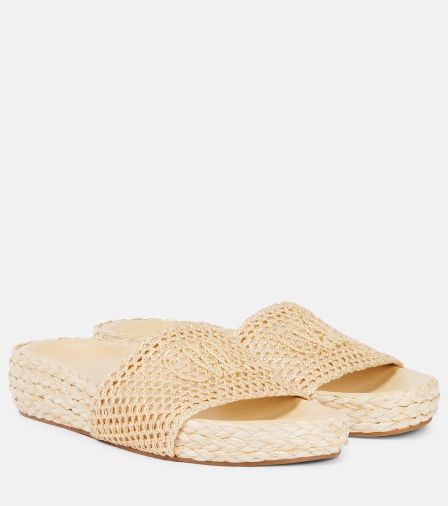 chloé isla raffia-effect slides