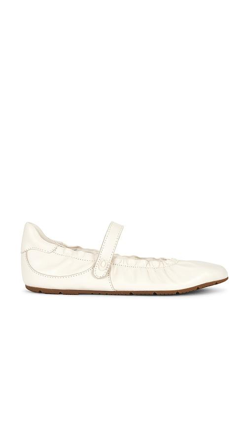 coach mary jane sneaker in cream. - size 5 (also in 6, 6.5, 7, 7.5, 8, 8.5, 9, 9.5)