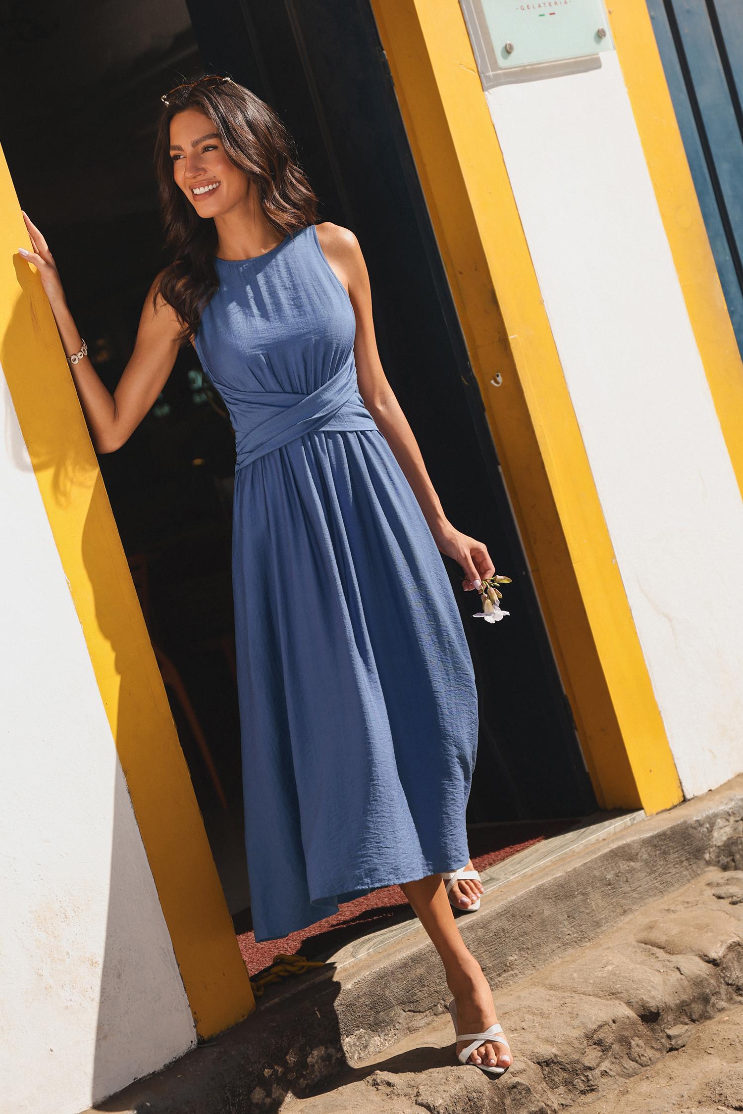 cosmopolitan blue midi dress - l