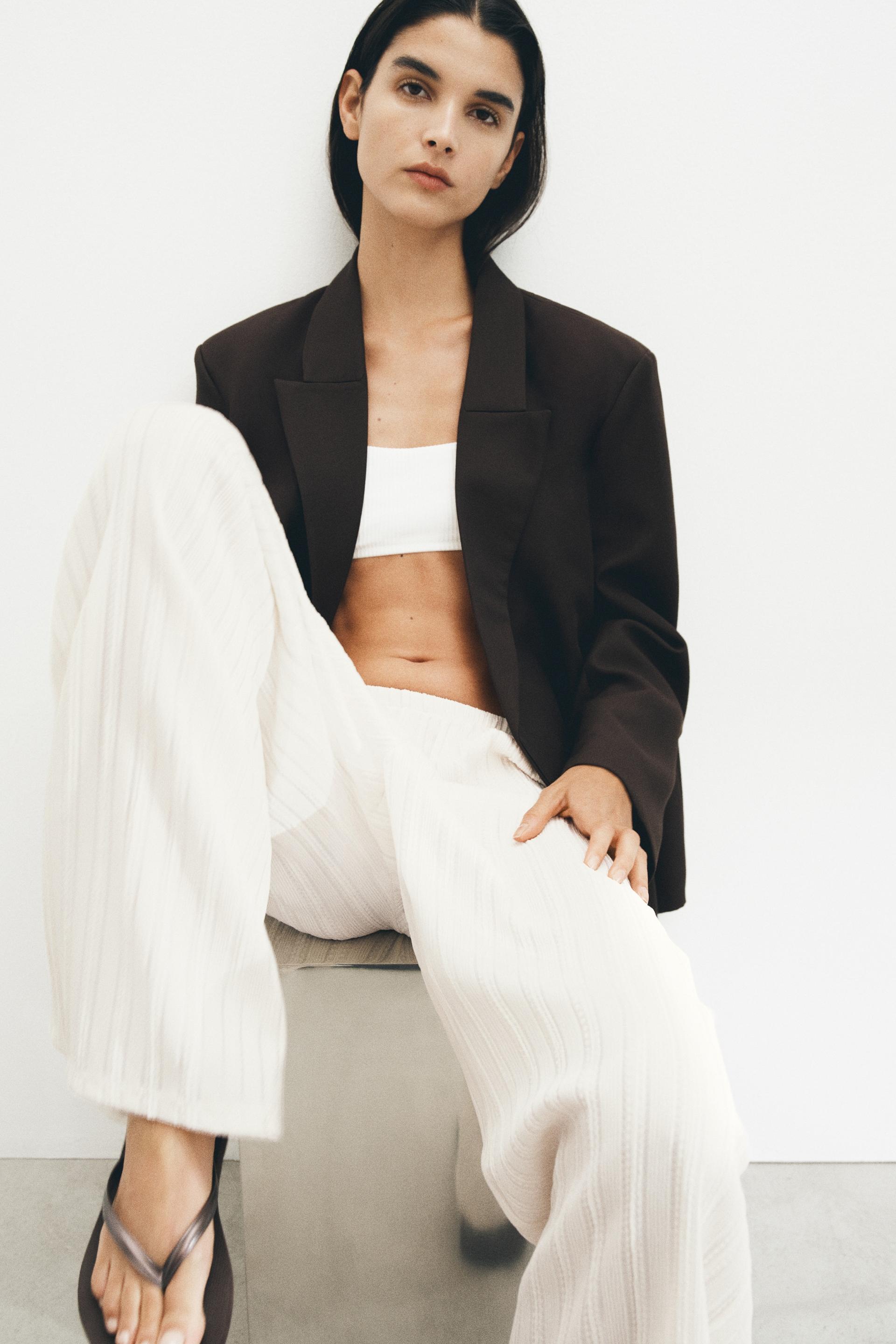 crinkled pull-on pants