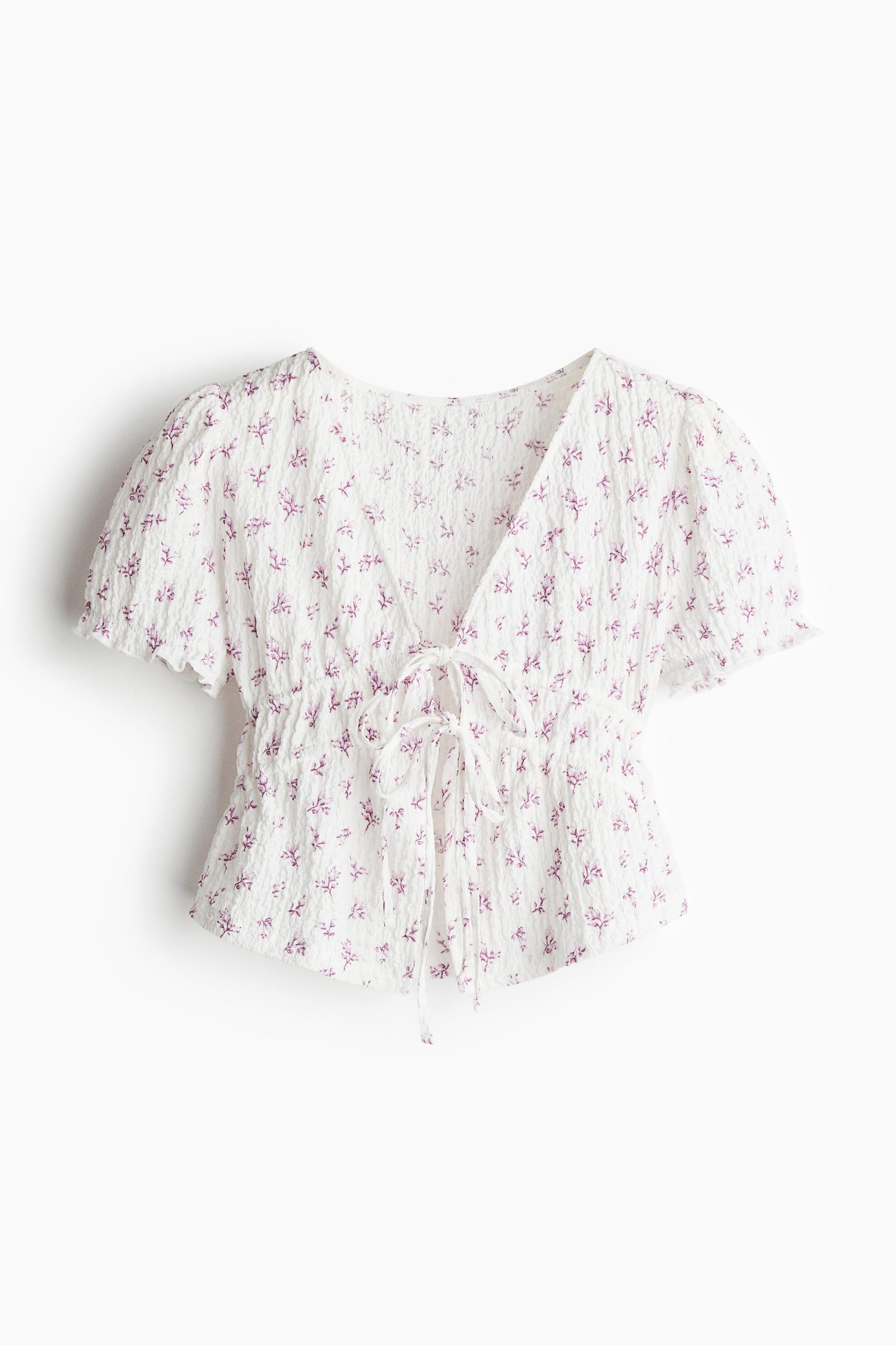 crinkled tie-front top