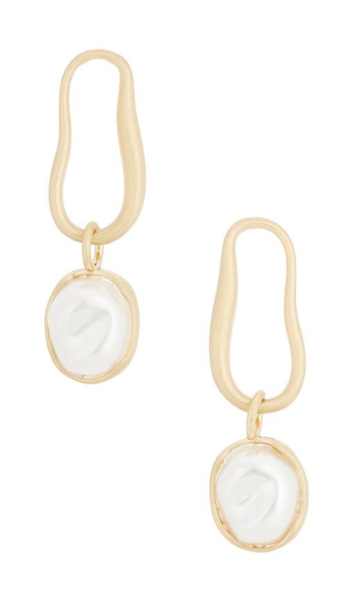 cult gaia vera earring in metallic gold.