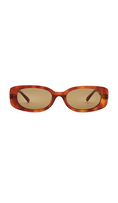 devon windsor milan sunglasses in rust.