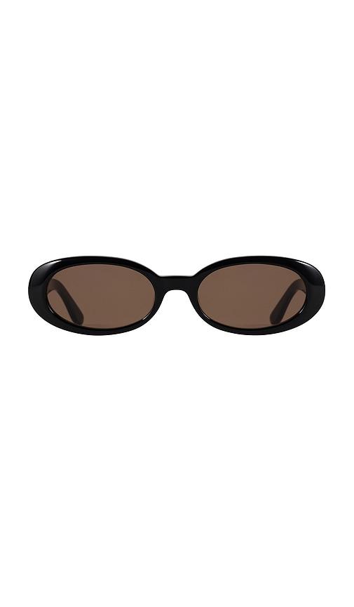 dmy studios valentina sunglasses in black.