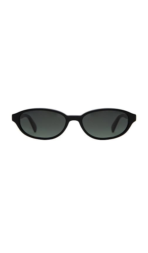elisa johnson dakota sunglasses in black.