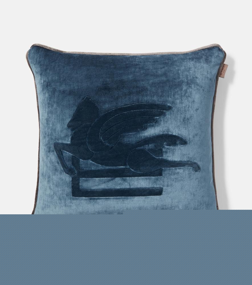 etro new pegaso embroidered cushion