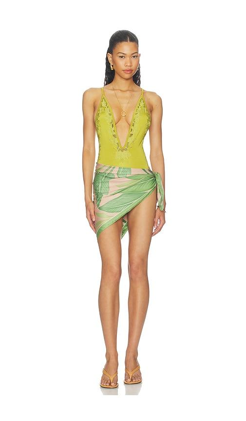 ettika botanical garden scarf in green.