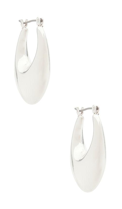 ettika chunky oval hoop earrings in metallic silver.