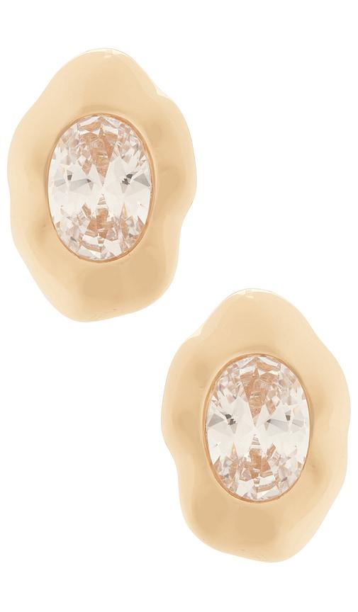 ettika molten glow stud earrings in metallic gold.