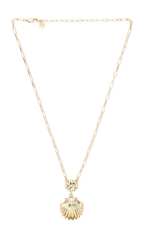 ettika santorini pendant necklace in metallic gold.