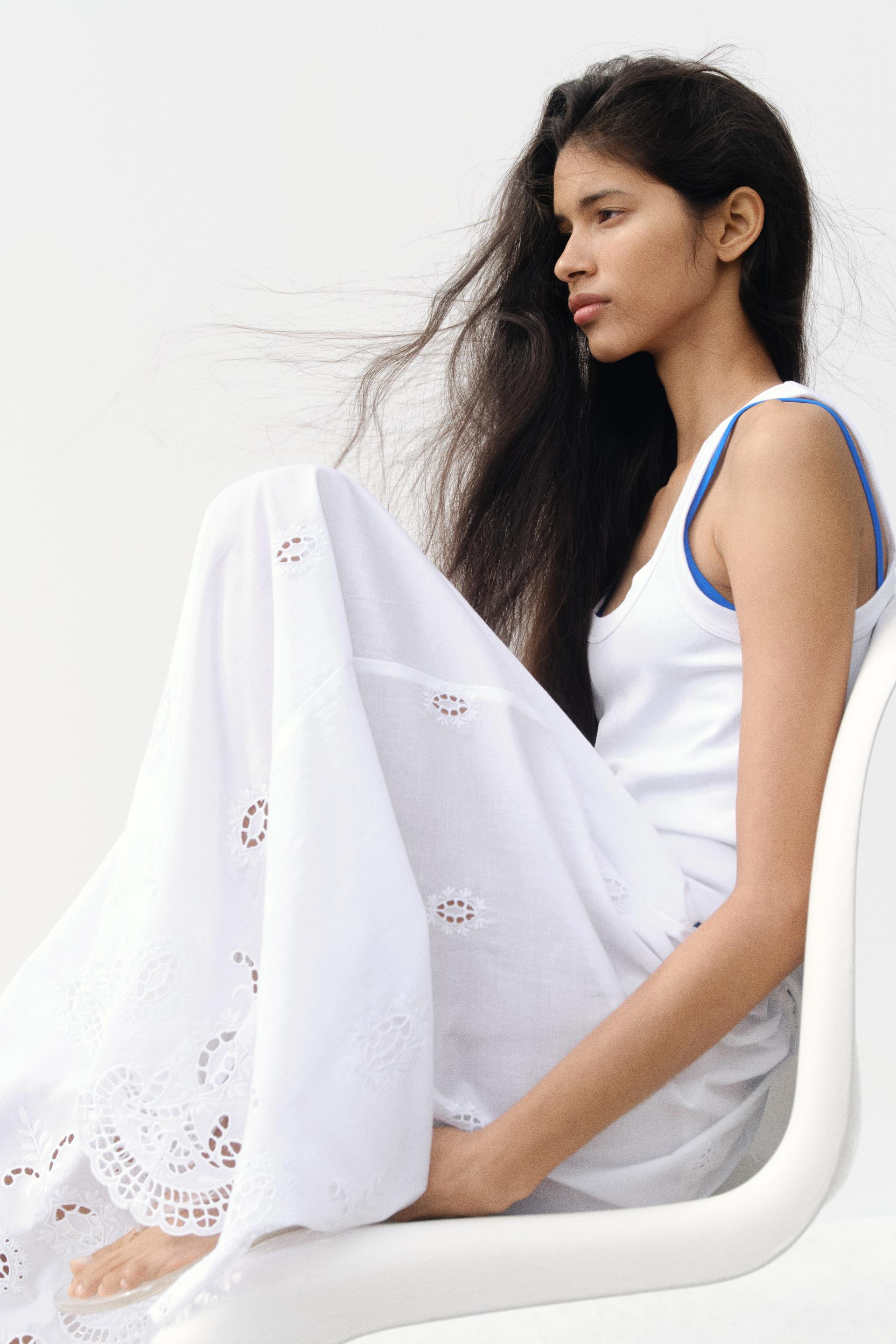 eyelet-embroidered drawstring skirt