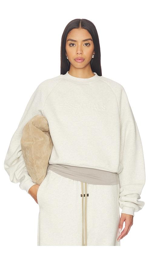 fear of god essentials 90's raglan sweatshirt in cream. - size m (also in s, xs, xxs)