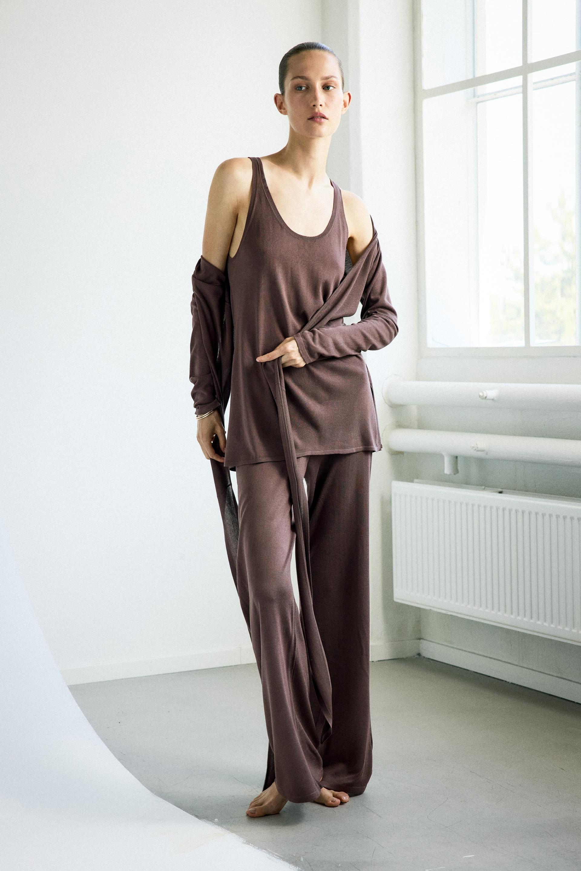 fine-knit pants