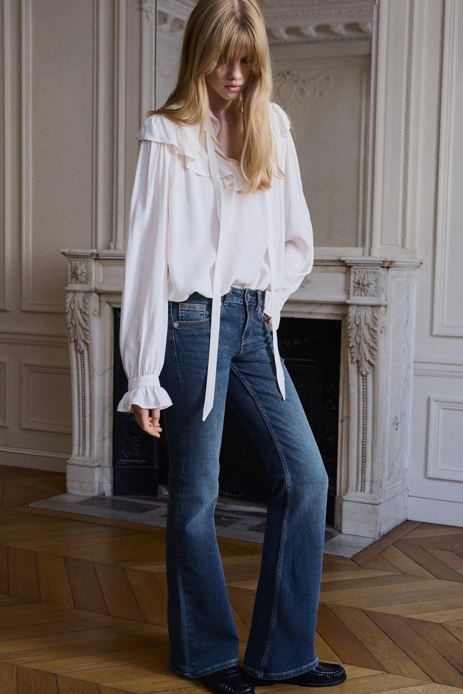 flared low jeans
