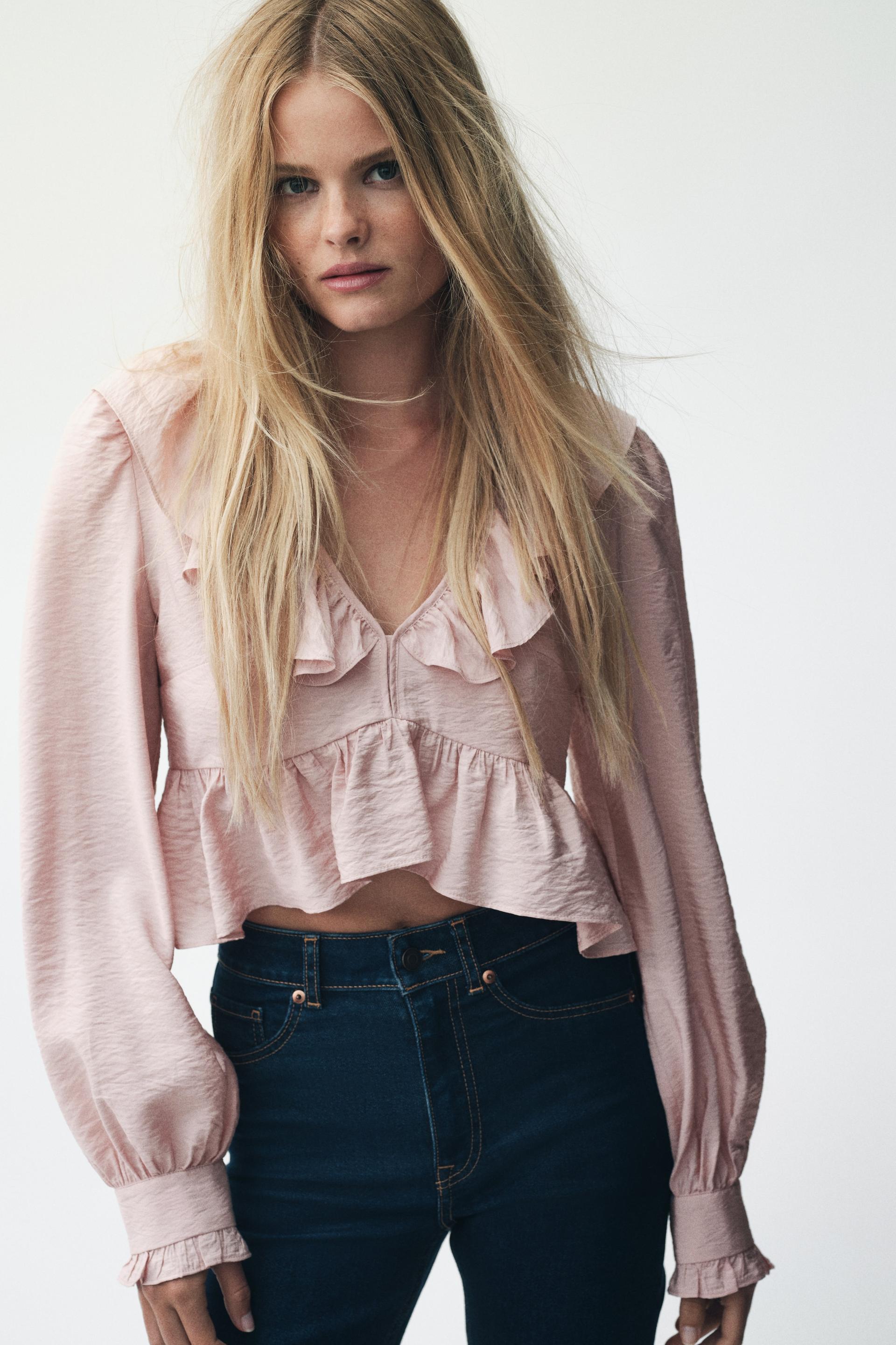 flounced blouse