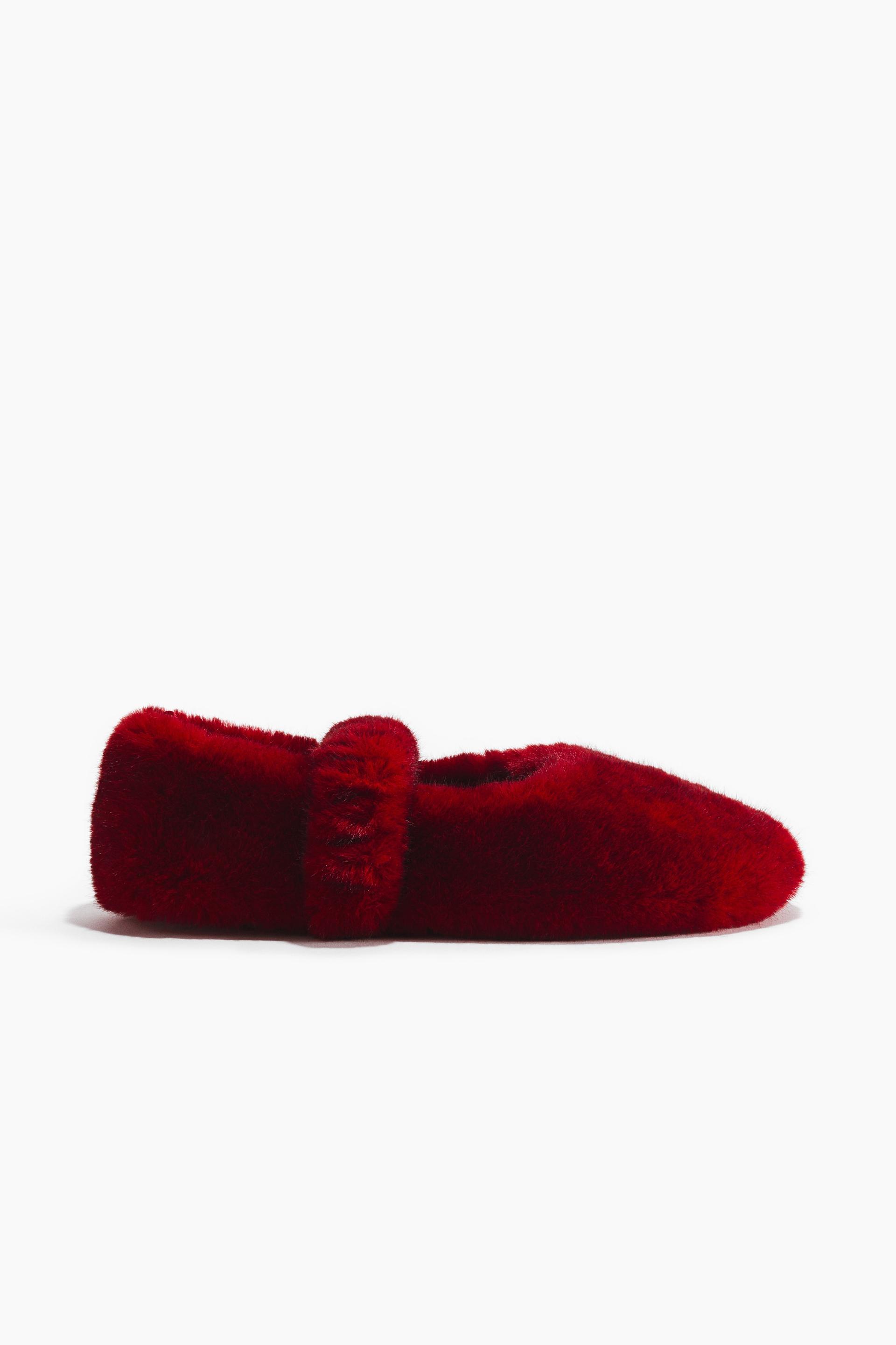 fluffy slippers