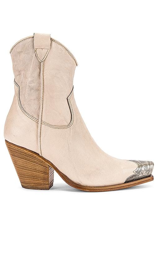 free people brayden western boot in white. - size 37.5 (also in 38, 40, 38.5)